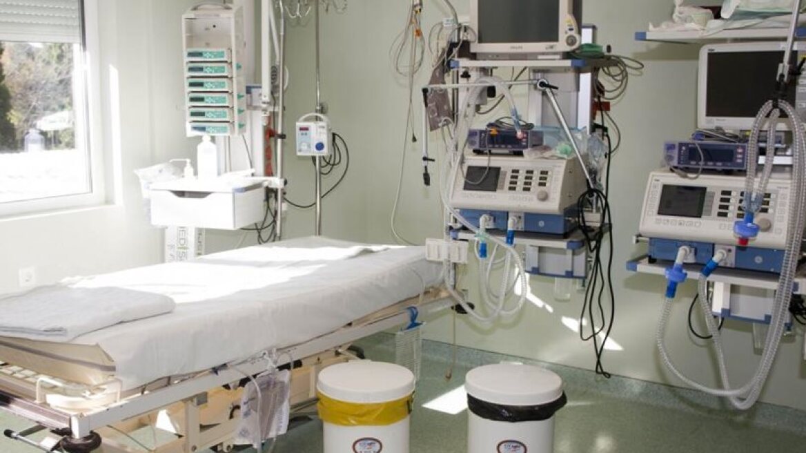 «Καμπανάκι» κινδύνου για τα κλειστά κρεβάτια ΜΕΘ με την έξαρση της ιλαράς και της γρίπης